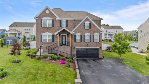106 Fineview Cir, Brighton Twp, PA, 15009-9531 | Card Image