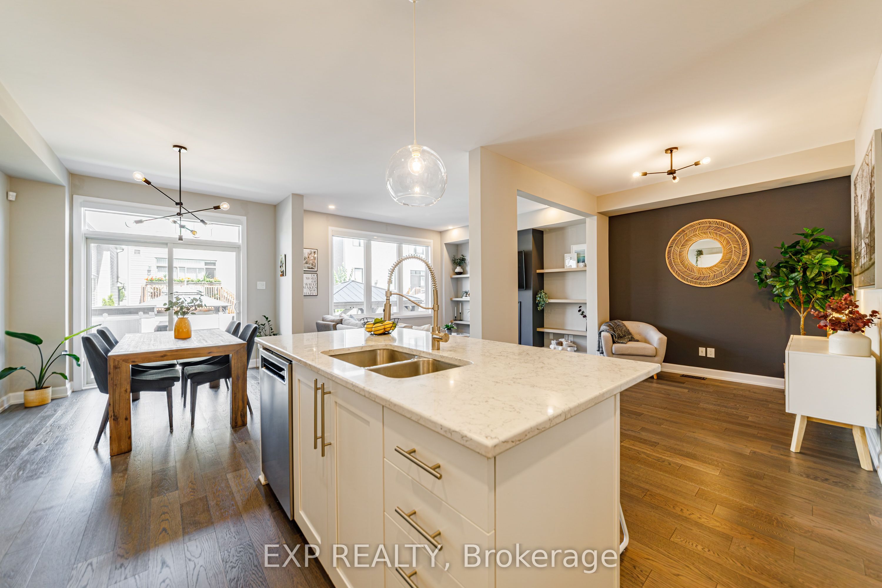 Residential in Stittsville - Munster - Richmond 4
