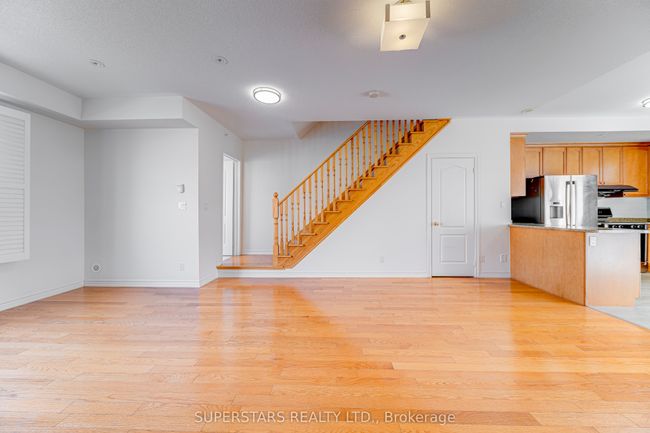 69 Cathedral High St, House attached with 5 bedrooms, 4 bathrooms and 2 parking in Markham ON | Image 6