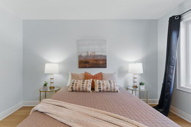 4 Prospect Way, House attached with 3 bedrooms, 3 bathrooms and 1 parking in Whitby ON | Image 37