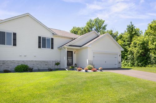 1042 White Tail Ln, Montrose, MN, 55363-5448 | Card Image