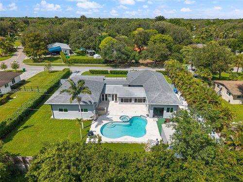 11811 Sw 82nd Rd, Miami, FL, 33156-5106 | Card Image