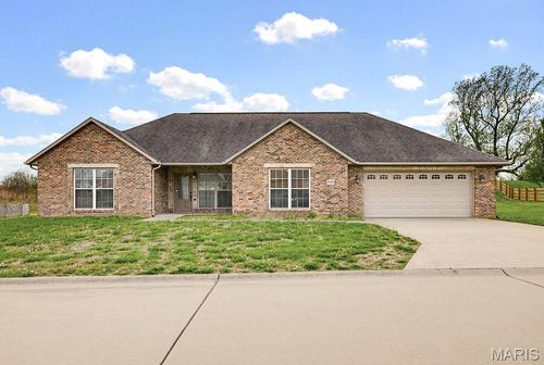 330 Briar Crest Dr, Jackson, MO, 63755-1173 | Card Image