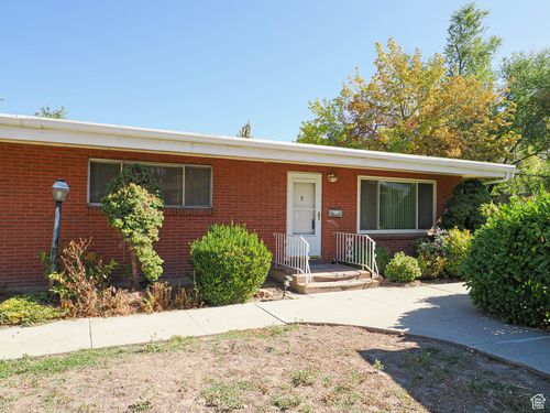 apt-8-2270 Murray Holladay Rd, Holladay, UT, 84117-3803 | Card Image