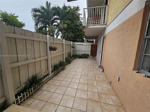 apt-104-260 Nw 107th Ave, Miami, FL, 33172-3831 | Card Image
