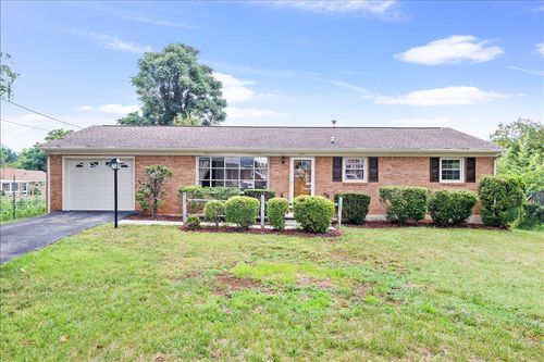 6743 Jasmine Cir, Roanoke, VA, 24019 | Card Image