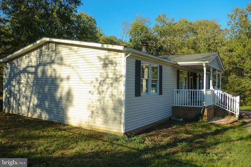 9186 Hedgesville Rd, HEDGESVILLE, WV, 25427-6116 | Card Image