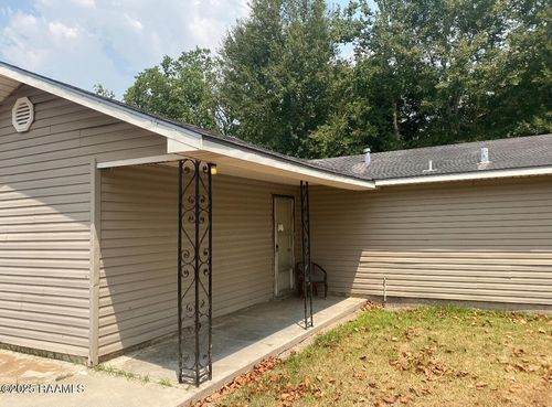 130 Jeansonne St, Eunice, LA, 70535-6016 | Card Image