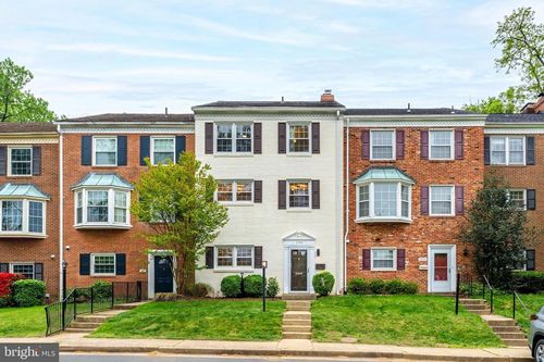 1947 Kirby Rd, Mclean, VA, 22101-5556 | Card Image