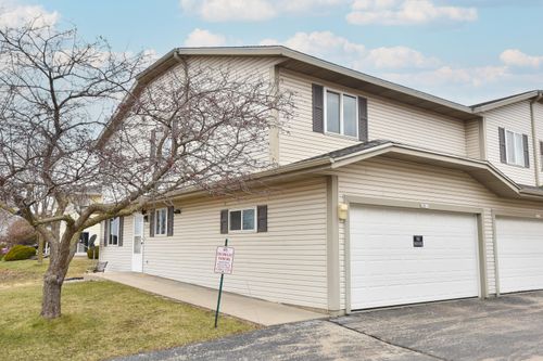 638 Beaus Bay, Slinger, WI, 53086-9391 | Card Image