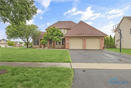 4729 Talon Trl, Maumee, OH, 43537-8998 | Card Image