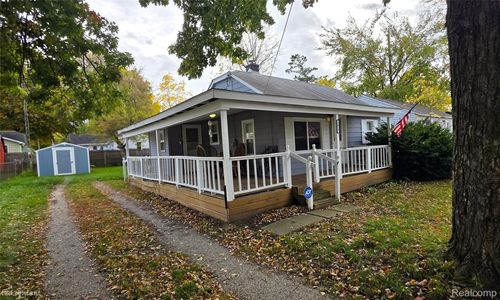 1029 W Boatfield Ave, Flint, MI, 48507-3605 | Card Image