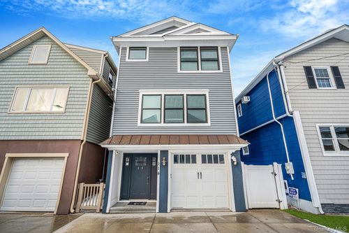 114 Beach Ave, Bellmore, NY, 11710-4703 | Card Image
