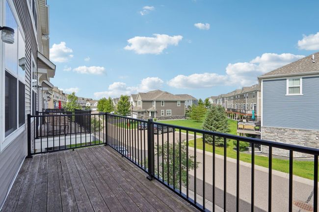44-web-or-mls-- 8169 Central Park Way-1806-040.jpg | Image 44