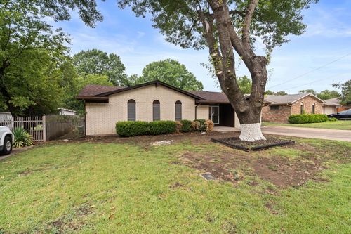 103 N Summit St, Red Oak, TX, 75154-6339 | Card Image