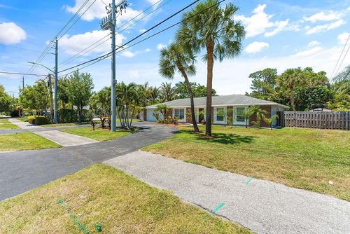 5103 Center Street, Jupiter, FL, 33458 | Card Image