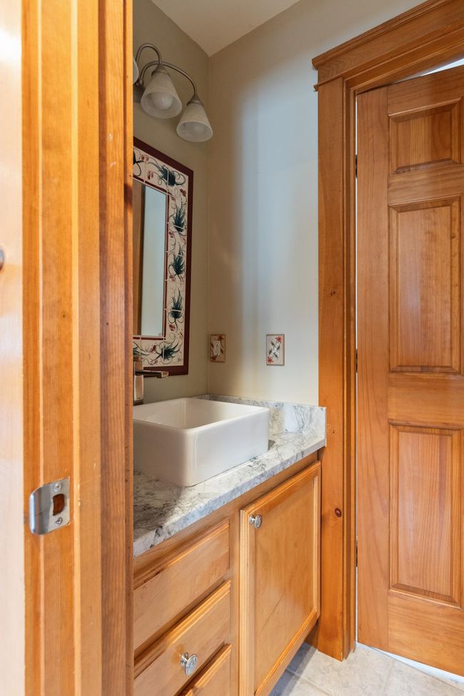 166 Appletree Point Rd, House other with 3 bedrooms, 3 bathrooms and null parking in Burlington VT | Image 29
