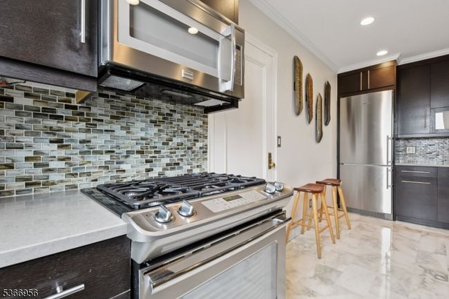 APT-6B - 375 Mount Prospect Ave, Townhouse with 3 bedrooms, 2 bathrooms and null parking in Newark NJ | Image 12