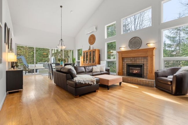 120 Strong Rd, House other with 7 bedrooms, 5 bathrooms and 15 parking in Anmore BC | Image 5