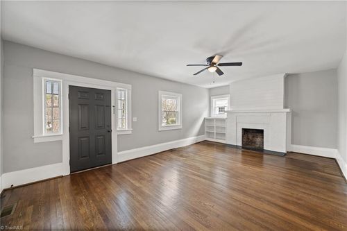 619 N Mendenhall St, Greensboro, NC, 27401-1746 | Card Image