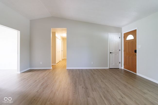 6741 Apollo Way, House other with 3 bedrooms, 2 bathrooms and null parking in Indianapolis IN | Image 5