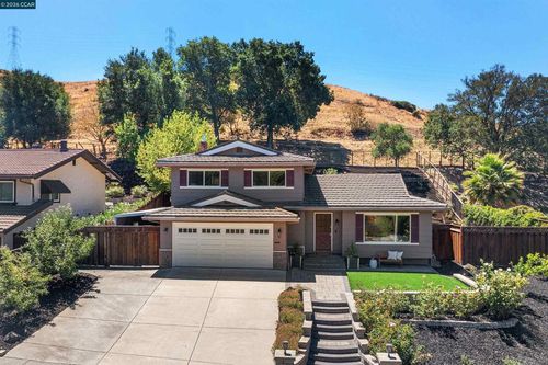 38 Buckingham Dr, Moraga, CA, 94556-2407 | Card Image