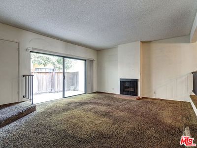 W 170th Street, Townhouse with 3 bedrooms, 3 bathrooms and 2 parking in Torrance CA | Image 3