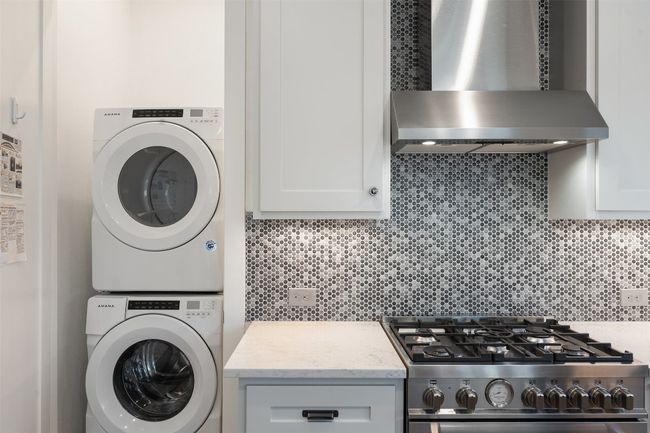 B - 4020 Valley View Rd, House other with 3 bedrooms, 3 bathrooms and 2 parking in Austin TX | Image 18