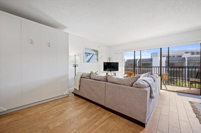 D404 - 1605 S Us Highway 1 D404, Condo with 1 bedrooms, 2 bathrooms and null parking in Jupiter FL | Image 8