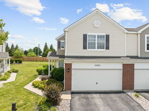 25025 Clare Cir, Manhattan, IL, 60442-1437 | Card Image