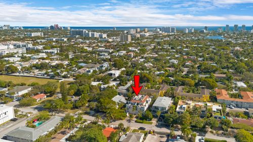 732 Ne 15th Ave, Fort Lauderdale, FL, 33304-2929 | Card Image