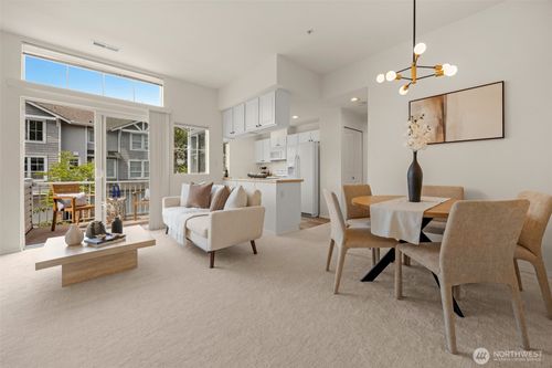8-3-5248 238th Ln Se, Issaquah, WA, 98029-7670 | Card Image