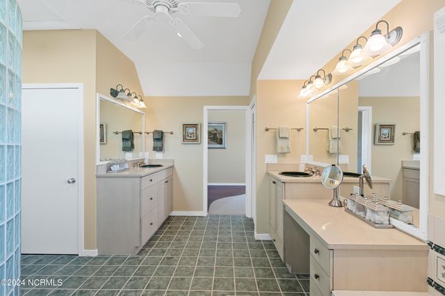 16 Brown Pelican Trl, House other with 4 bedrooms, 5 bathrooms and 3 parking in Bald Head Island NC | Image 23