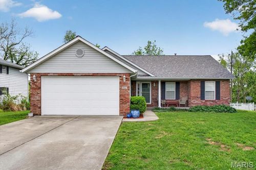 152 Gall Rd, Columbia, IL, 62236-4504 | Card Image