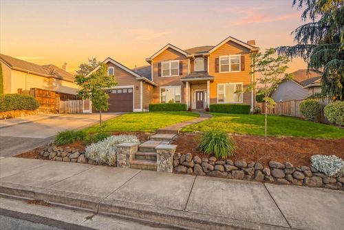 2258 Gene Cameron Way, Medford, OR, 97504-2172 | Card Image