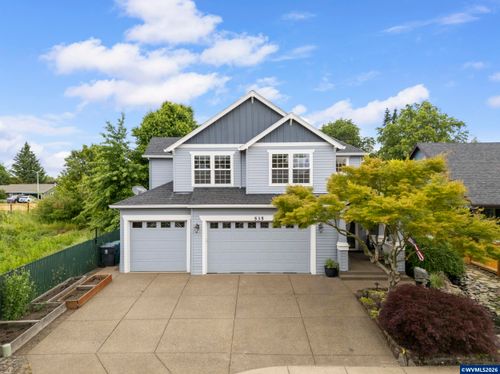 535 Maple St, Mount Angel, OR, 97362-9616 | Card Image