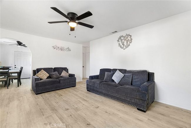 342 Rio Vista Ct, House other with 3 bedrooms, 2 bathrooms and 1 parking in Corning CA | Image 5