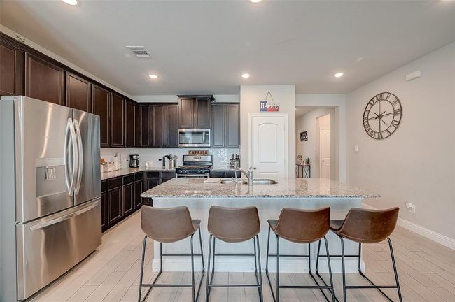 Kitchen | Image 12