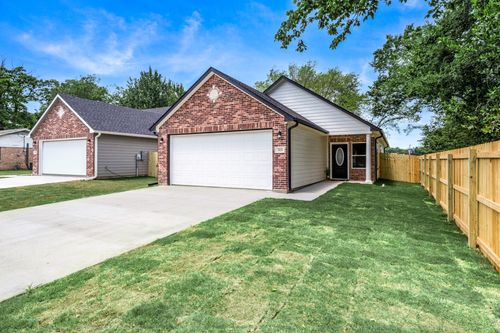 315 Ardis St, Sulphur Springs, TX, 75482-4107 | Card Image