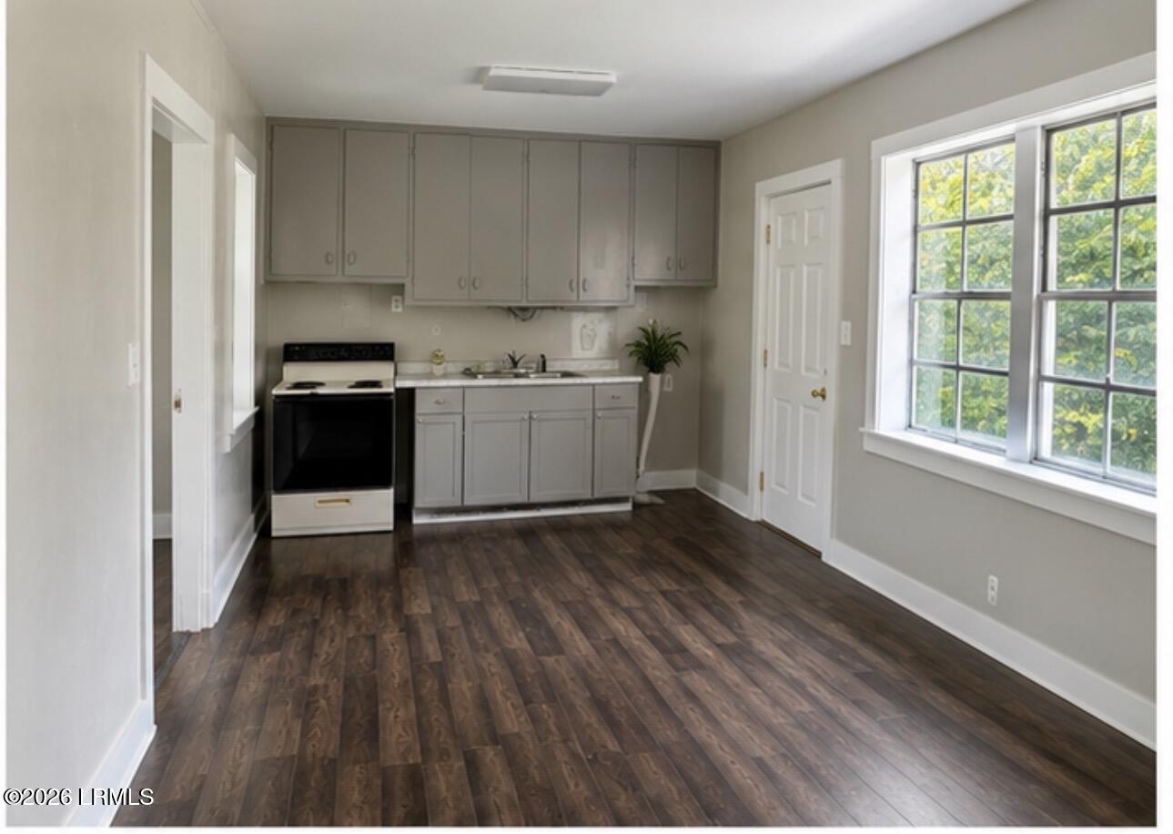 Residential in Hampton 4