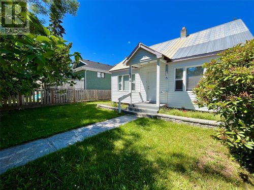 304 7th Ave Nw, Nakusp, BC, V0G1R1 | Card Image