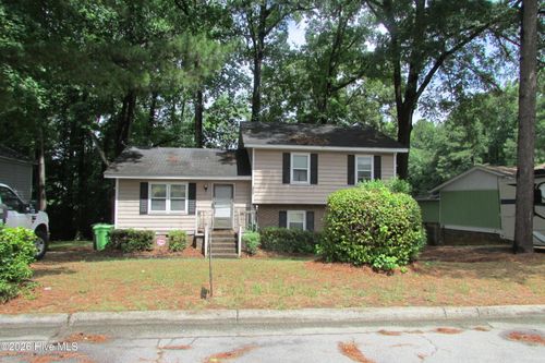 2804 Sourwood St, Raleigh, NC, 27610-5838 | Card Image