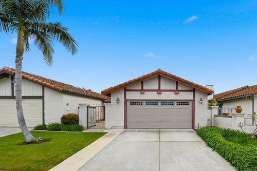 245 Smoke Tree Place, Oceanside, CA, 92057 | Card Image