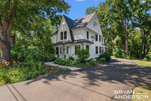 2099 Robinson Rd Se, Grand Rapids, MI, 49506-1845 | Card Image