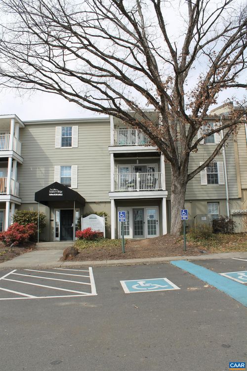 unit-f-1313 Villa Way, CHARLOTTESVILLE, VA, 22903-6583 | Card Image