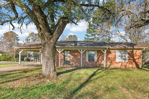 11 Meadowlark Drive, Cabot, AR, 72023-0000 | Card Image