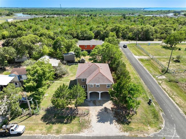 127 Metzwright Dr, House other with 4 bedrooms, 2 bathrooms and null parking in Anahuac TX | Image 27