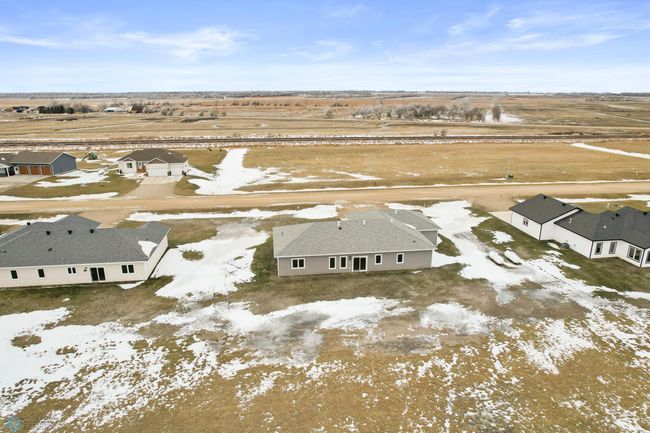 608 Blaine St Facing West | Image 6