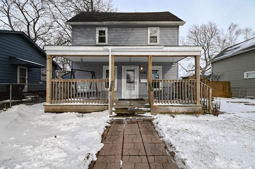 2737 Gabriel Ave, Zion, IL, 60099-2531 | Card Image