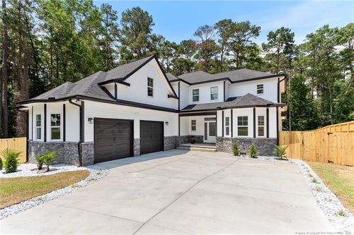 995 E Central Ave, Raeford, NC, 28376-3038 | Card Image